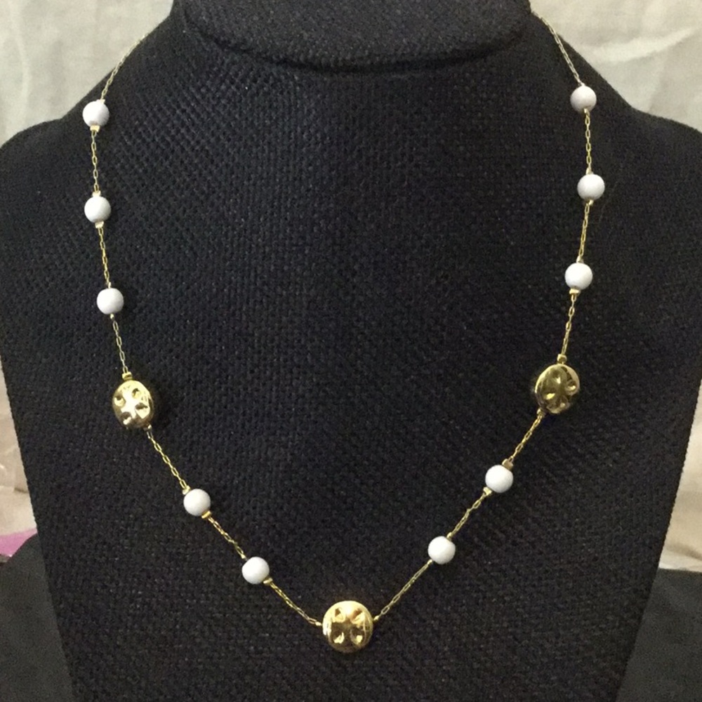 VtgMonet15”W/2”Ext.Gold Necklace W/3 WhiteBds&3Gld